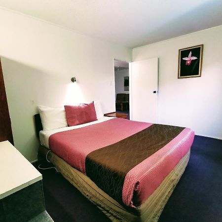 Gibson Court Motel Rotorua Bagian luar foto