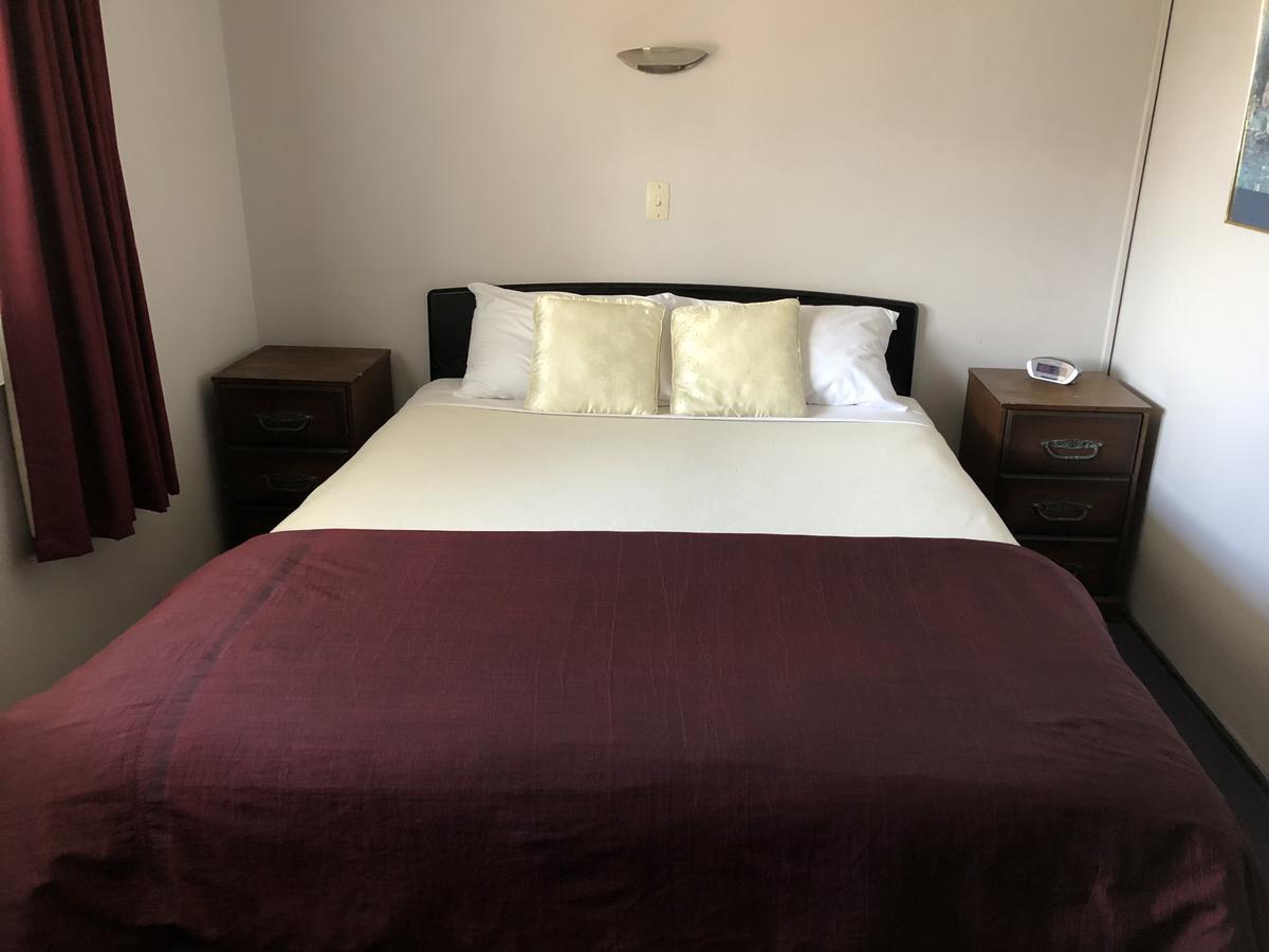 Gibson Court Motel Rotorua Bagian luar foto