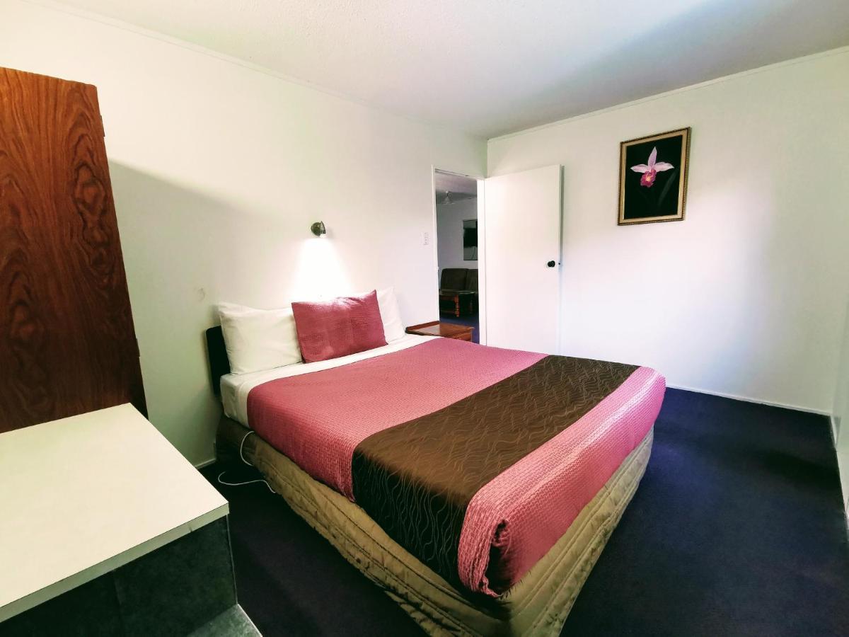 Gibson Court Motel Rotorua Bagian luar foto