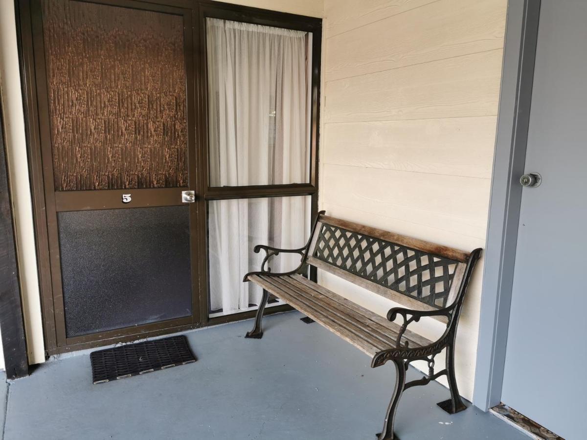Gibson Court Motel Rotorua Bagian luar foto