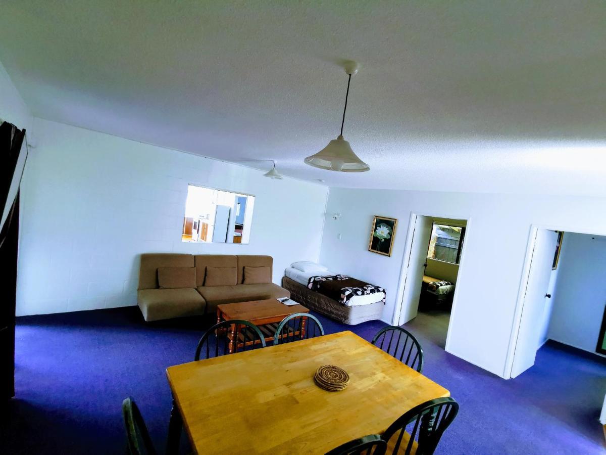 Gibson Court Motel Rotorua Bagian luar foto