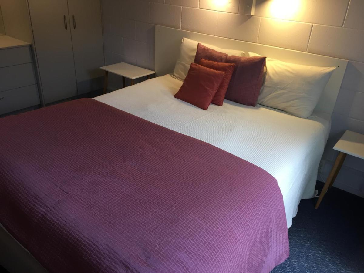 Gibson Court Motel Rotorua Bagian luar foto